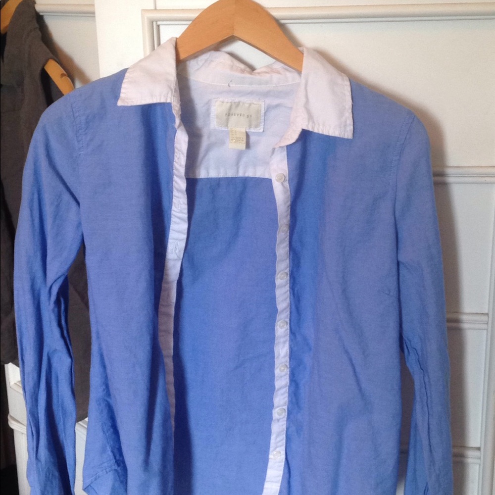 Button up long sleeve collard shirt
